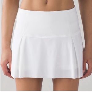 LuluLemon Lost in Pace Skirt - White Size 6